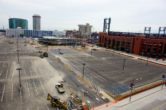 For $316k a year, Dallas is stuck with an empty parking lot near Love Field