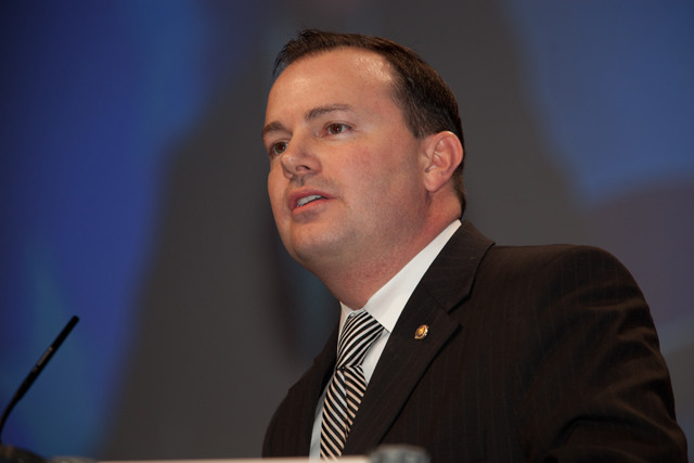 Senator Mike Lee is one of 21 Republicans sponsoring a bill to eliminate the federal role in transportation. Image: ##http://blog.heritage.org/2013/11/15/changing-transportation-status-quo-empowering-states/## The Foundry##