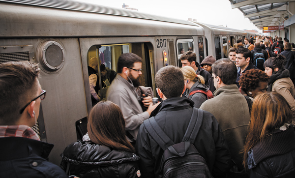 The first Core Capacity grant of the New Starts program will ease overcrowding on Chicago's red and purple lines. Photo: Michael Boyd/##http://www.chicagoreader.com/chicago/how-to-fix-the-el-cta/Content?oid=3473194##Chicago Reader##