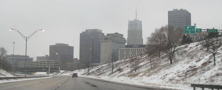 Akron's Innerbelt Freeway carries about a quarter of the traffic it was built to accommodate. The city wants to convert it into a local road. Image: Alps Roads