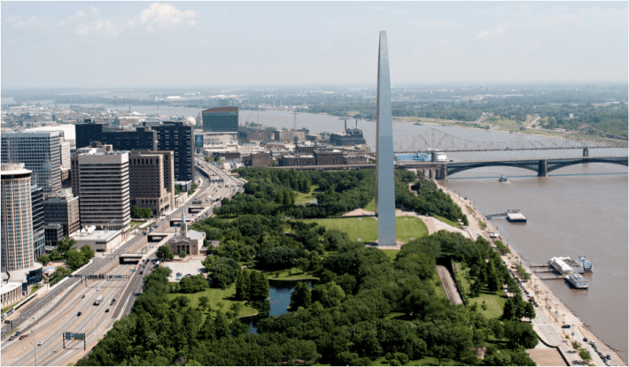 St. Louis' I-70 isolates the city's iconic Gateway Arch. Image: CNU