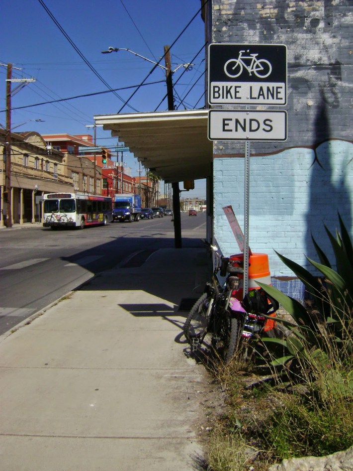 The blog Bike San Antonio called the South Flores Street bike lane the best thing the city had ever done for cyclists. Photo: Bike San Antonio