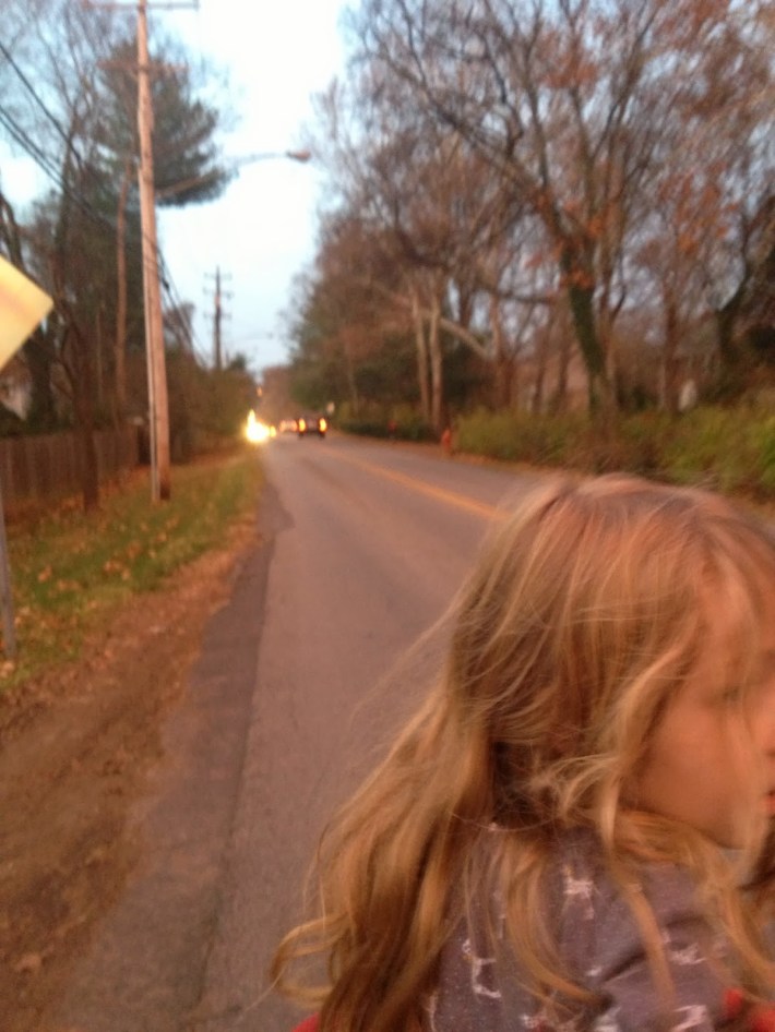 Walking with children on Nashville's sidewalk-less roads is terrifying, says Stacy Dorris, a physician and mother. Image: Stacy Dorris