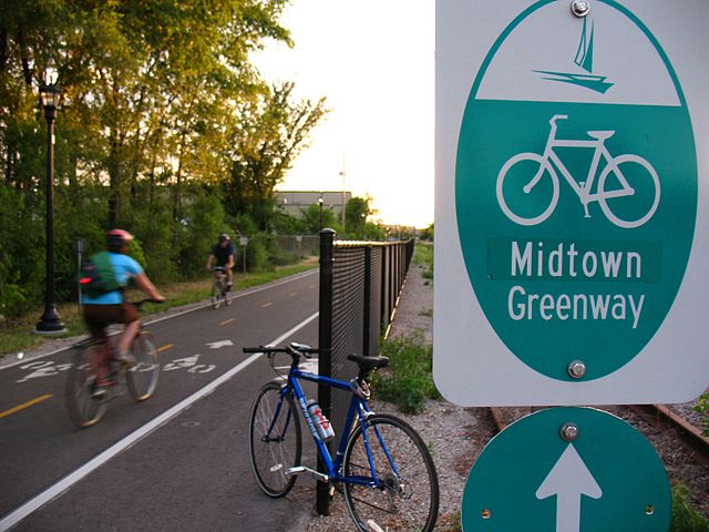 Bike commutes rates around Minneapolis' Midtown Greenway soared over the last decade. Photo: Wikipedia