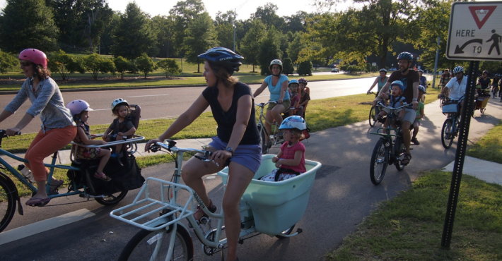 A proposed state bill in Tennessee would put cyclists and pedestrians at risk. Photo: Bikelaw.com
