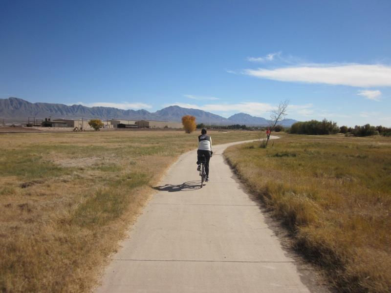 Trails like this one, along the Rio Grande, will connect the El Paso region, thanks to funding from the El Paso Metropolitan Planning Organization. Photo: El Paso Southwest