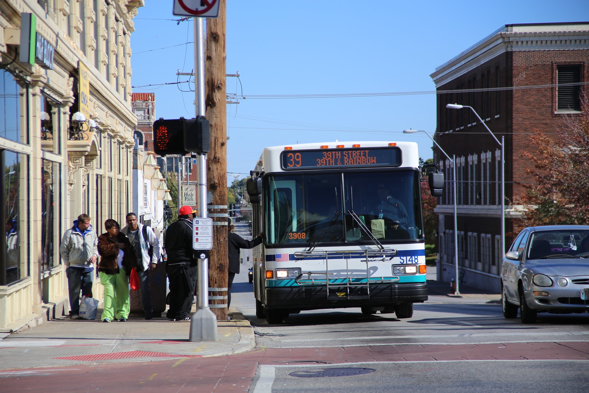 Kansas City Moves Ahead with Free Buses — Streetsblog USA