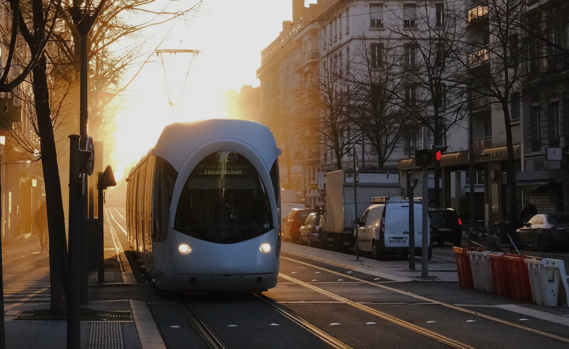 photo of Les Titres de Mardi a Paris image