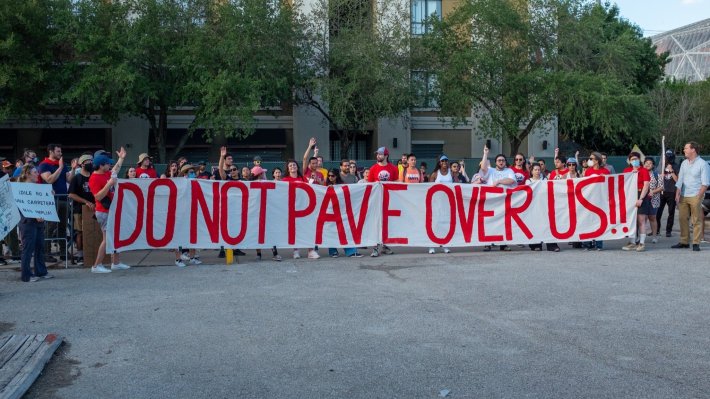 Protestors on June 21, 2022, the day before demolition began on one building of The Lofts at Ballpark in Houston, TX. Photo: Stop TxDOT I-45