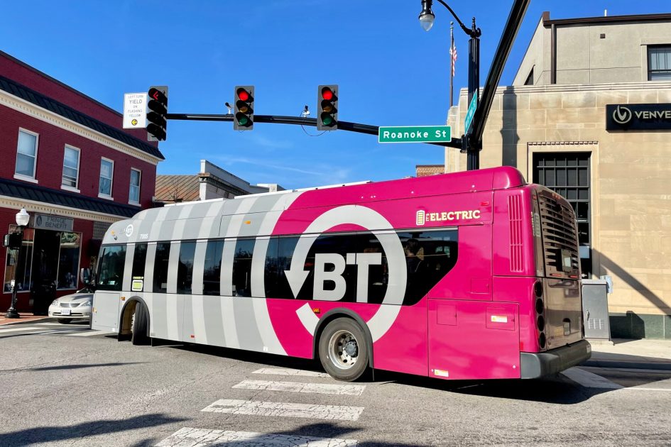 The Secrets of Successful Transit Projects Revealed! — Streetsblog USA