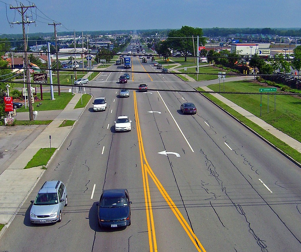 photo of New “Anti-Stroad” Law Will Force Delaware to Choose Between Car-Focused Roads and Human-Scaled Streets image